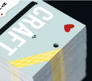 1000 Etiquetas para ropa, couché 300 gr con un agujero Tamaño 8.5x5.5cm